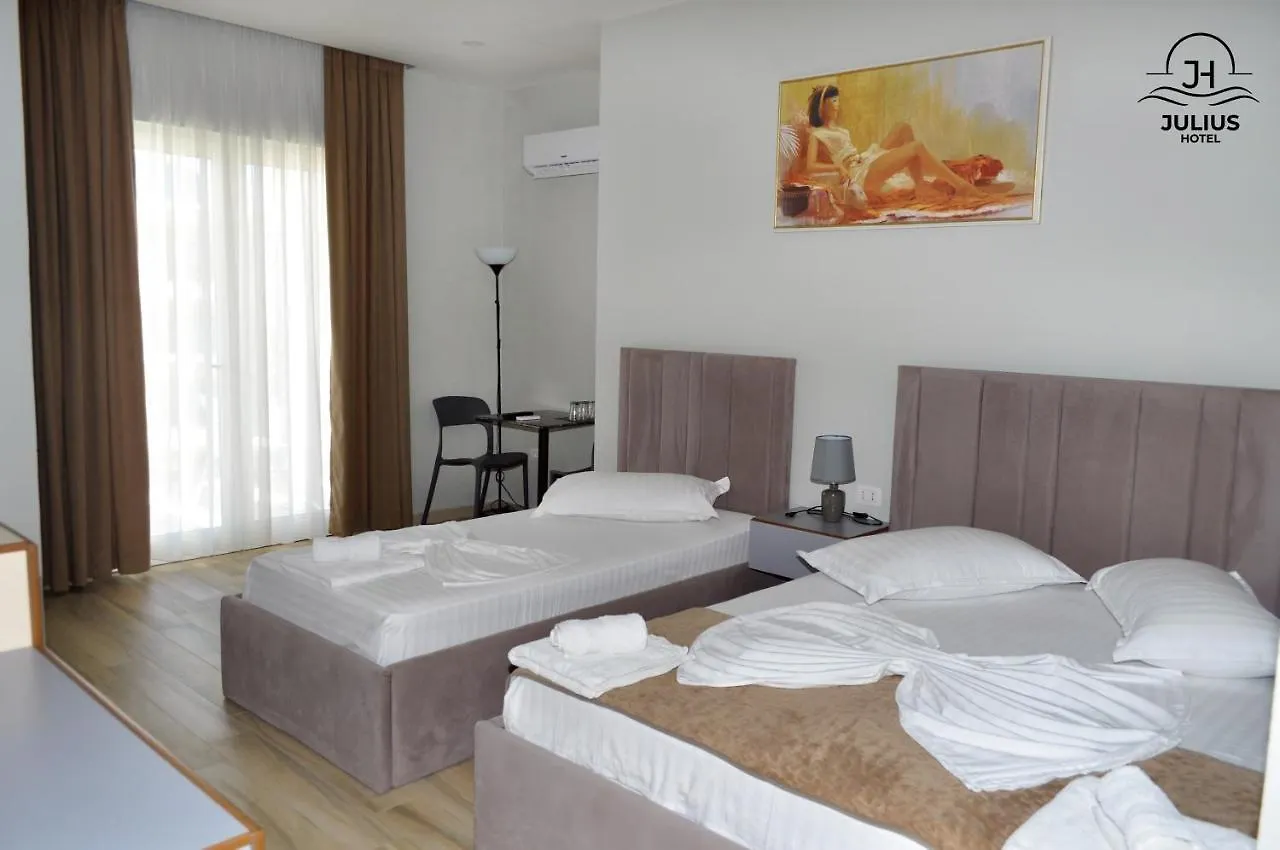 Julius Hotel ゴーレム