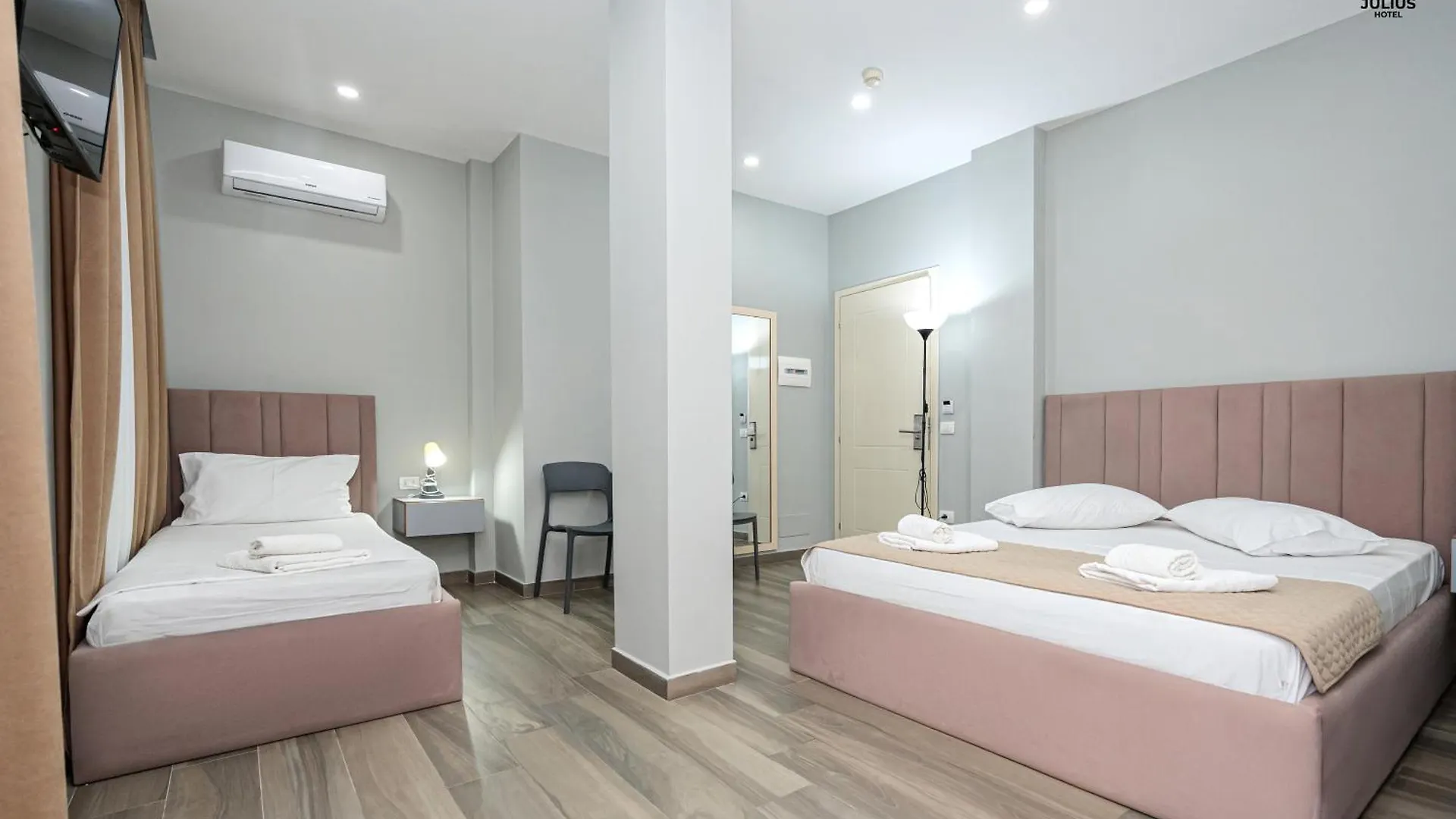 Julius Hotel ゴーレム 0*,  アルバニア