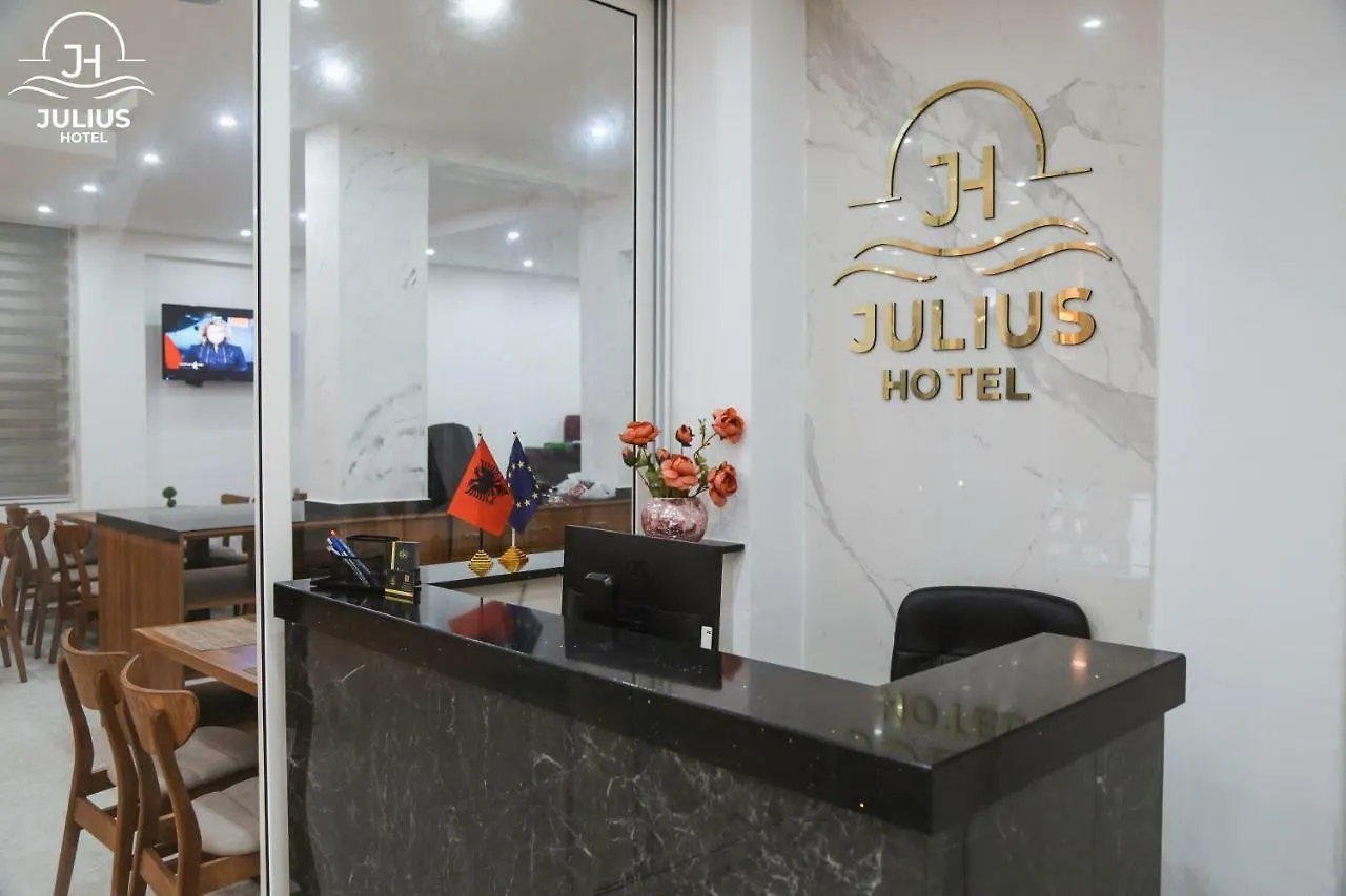 Julius Hotel ゴーレム