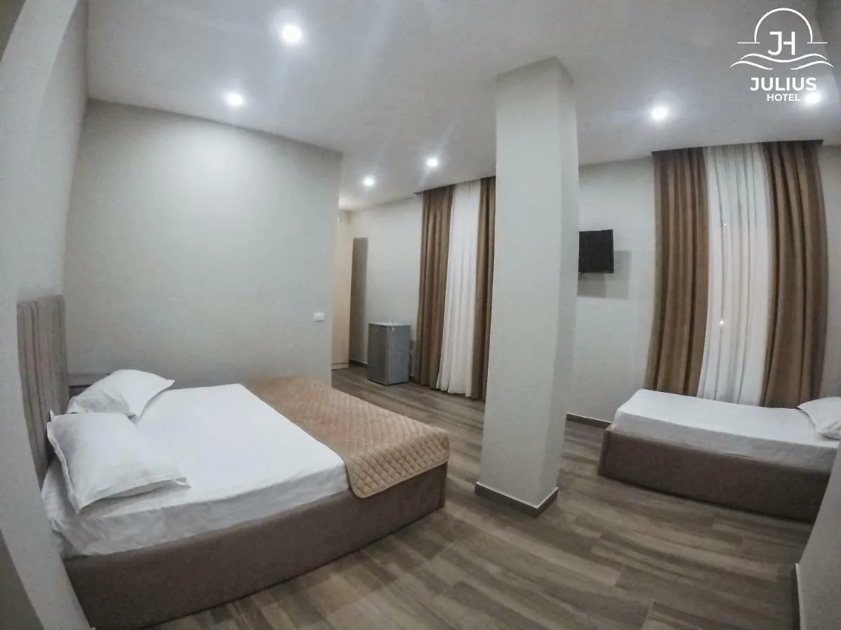 Julius Hotel ゴーレム アルバニア
